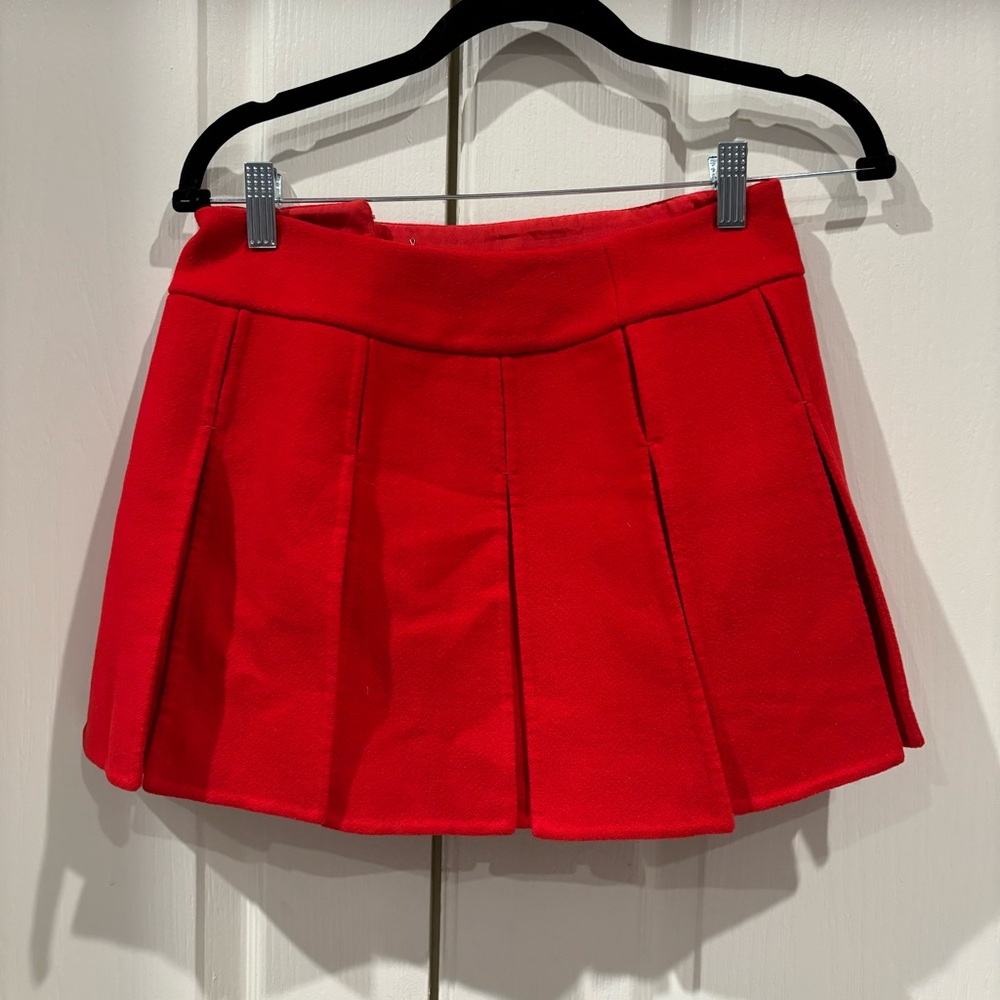 VINTAGE Louis Vuitton Pleated Red Mini Skirt 100% Cashmere - Picture 2 of 5